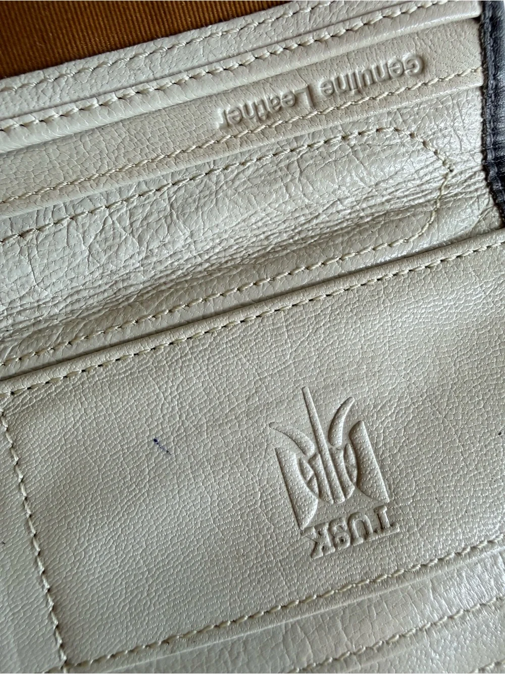 Tusk Leather Continental Wallet gray